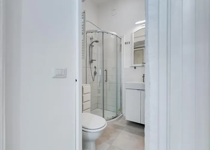 Bdc Alpha & Omega In Monti District With 2bath