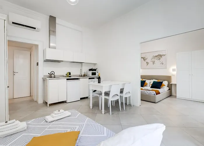 Bdc Alpha & Omega In Monti District With 2bath Apartment *