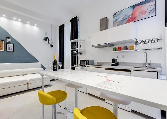 Bdc Alpha & Omega In Monti District With 2bath Apartment *