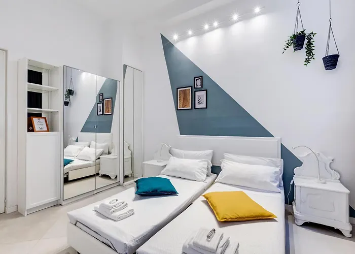 Bdc Alpha & Omega In Monti District With 2bath