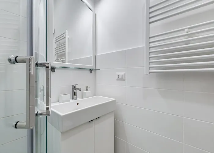 Bdc Alpha & Omega In Monti District With 2bath Apartment Rome