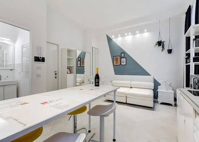 Bdc Alpha & Omega In Monti District With 2bath