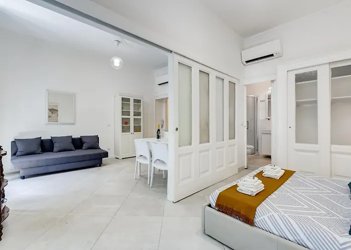 Apartment Bdc Alpha & Omega In Monti District With 2bath Rome