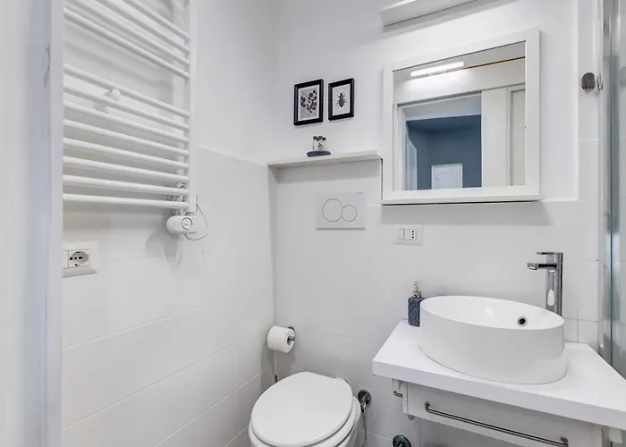 Apartment Bdc Alpha & Omega In Monti District With 2bath