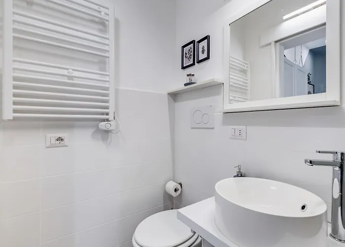 Bdc Alpha & Omega In Monti District With 2bath Apartment Rome