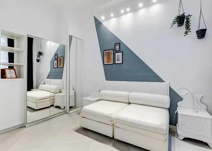 Bdc Alpha & Omega In Monti District With 2bath *