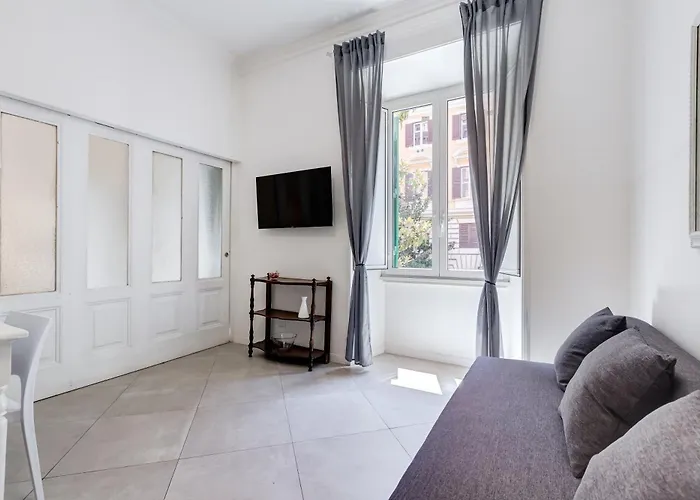 Bdc Alpha & Omega In Monti District With 2bath * Rome
