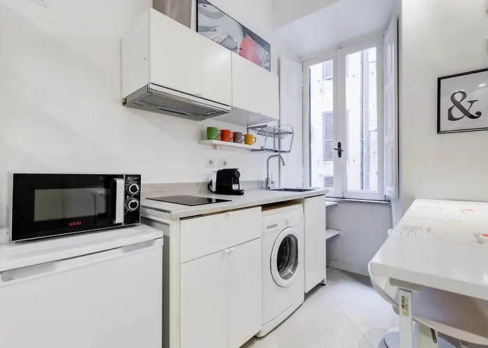 Apartment Bdc Alpha & Omega In Monti District With 2bath