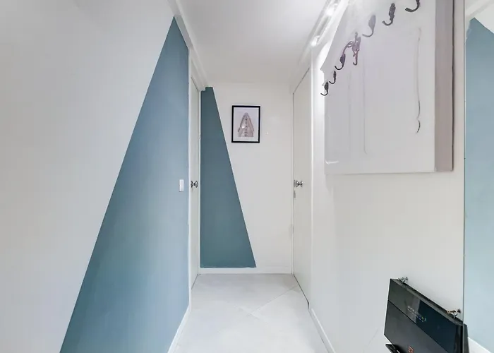 Apartment Bdc Alpha & Omega In Monti District With 2bath