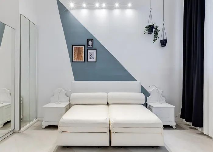 Apartment Bdc Alpha & Omega In Monti District With 2bath *