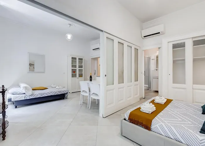 Apartment Bdc Alpha & Omega In Monti District With 2bath Rome